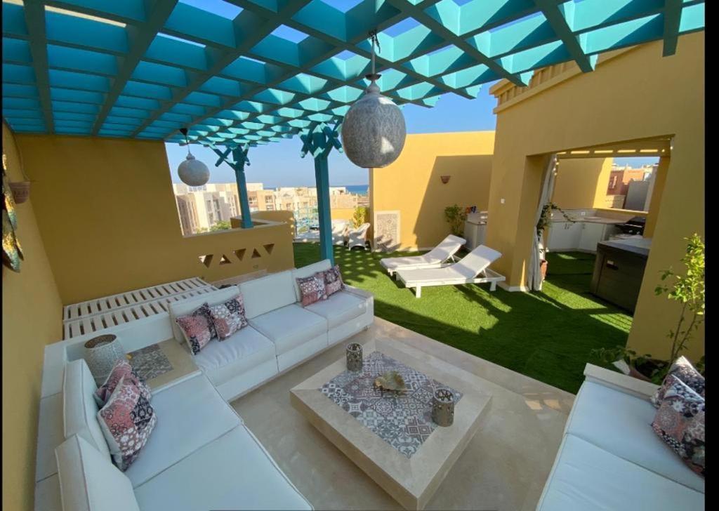 Heated Jacuzzi 2Br Apartment On Yacht View الغردقة المظهر الخارجي الصورة