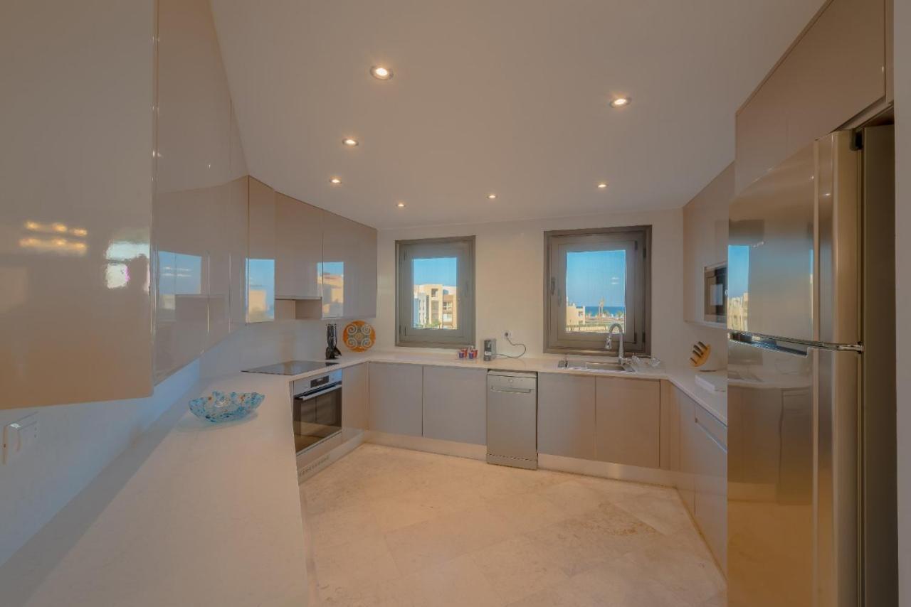 Heated Jacuzzi 2Br Apartment On Yacht View الغردقة المظهر الخارجي الصورة